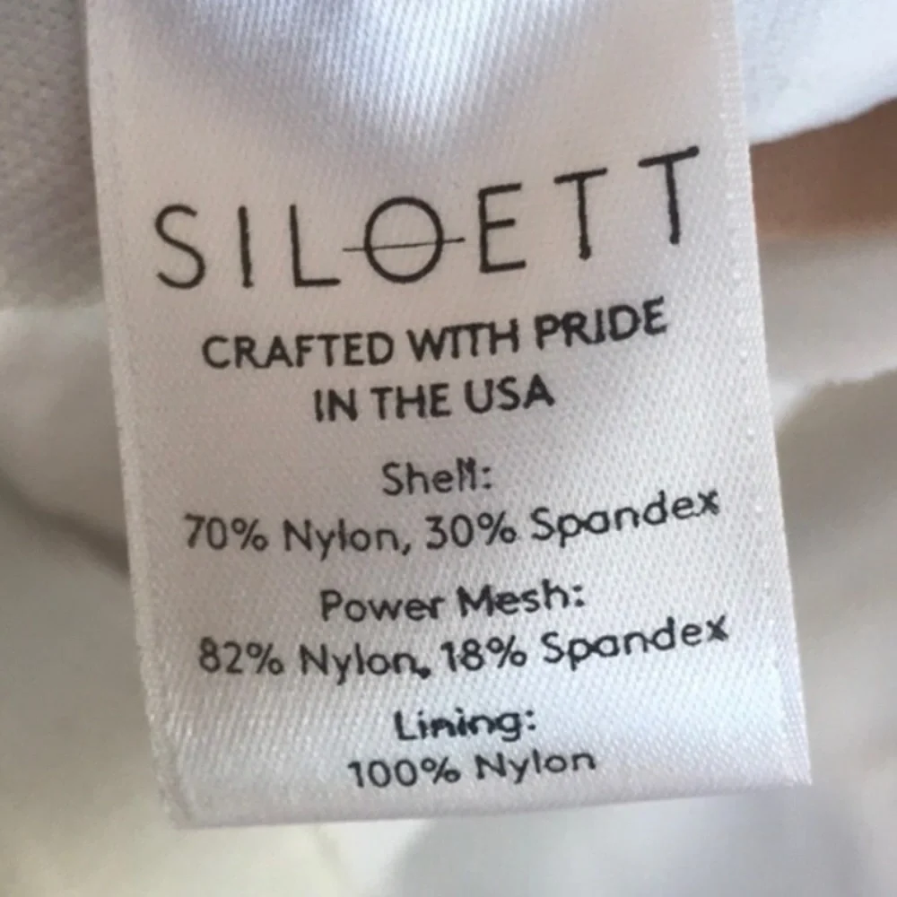 1.Siloett Blake Triangle One Piece Swimsuits